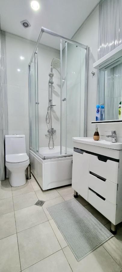 Kate'S Cozy Apartment Kutaisi Zewnętrze zdjęcie