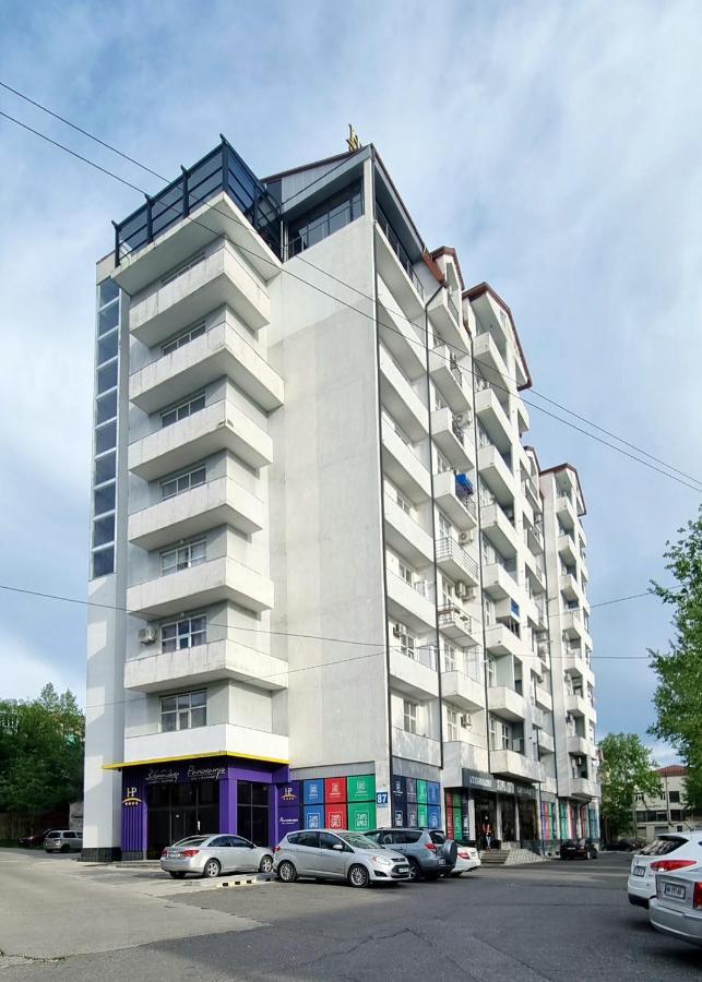 Kate'S Cozy Apartment Kutaisi Zewnętrze zdjęcie