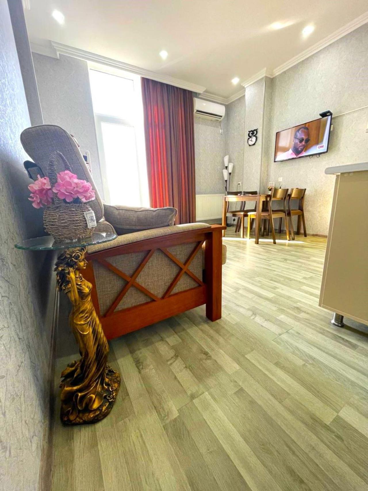 Kate'S Cozy Apartment Kutaisi Zewnętrze zdjęcie